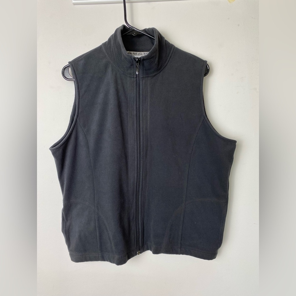 Columbia XL Black Sleeveless Zip-Up Vest
